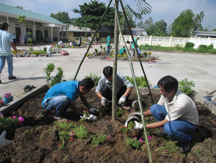 inpage community enrichment planting trees