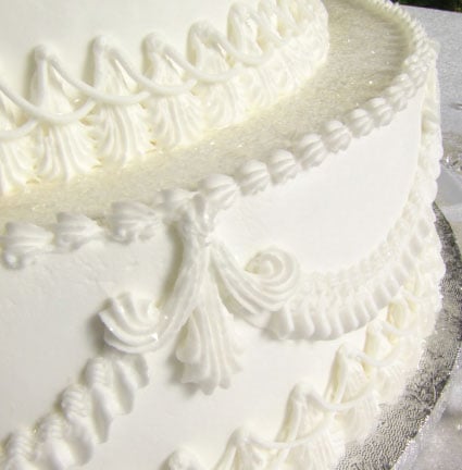 White cake with icing