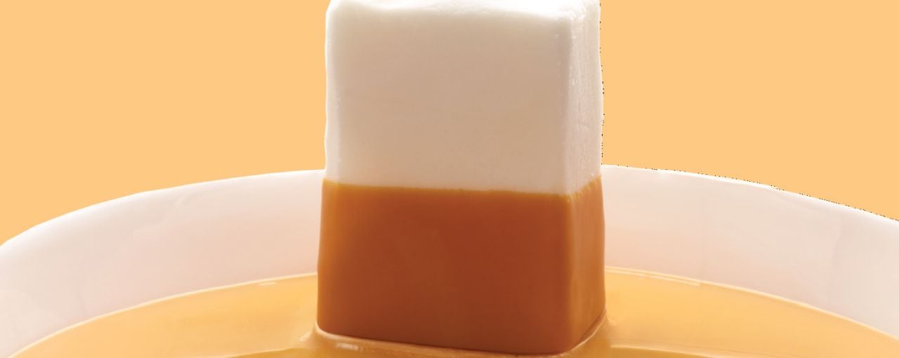 Salted caramel-flavoured coating and filling