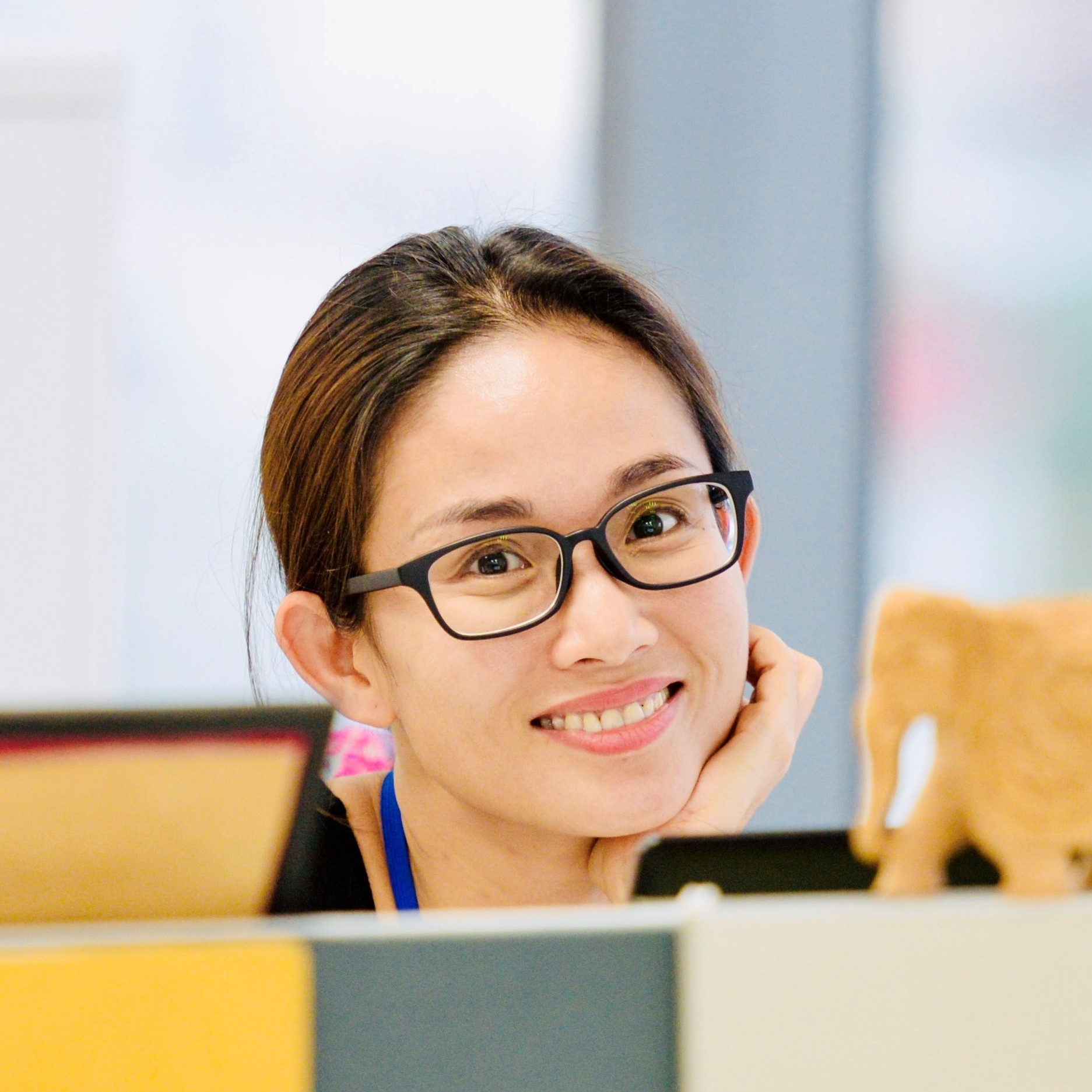 Nguyen Nu Uyen T. Nguyen Nu Uyen T.