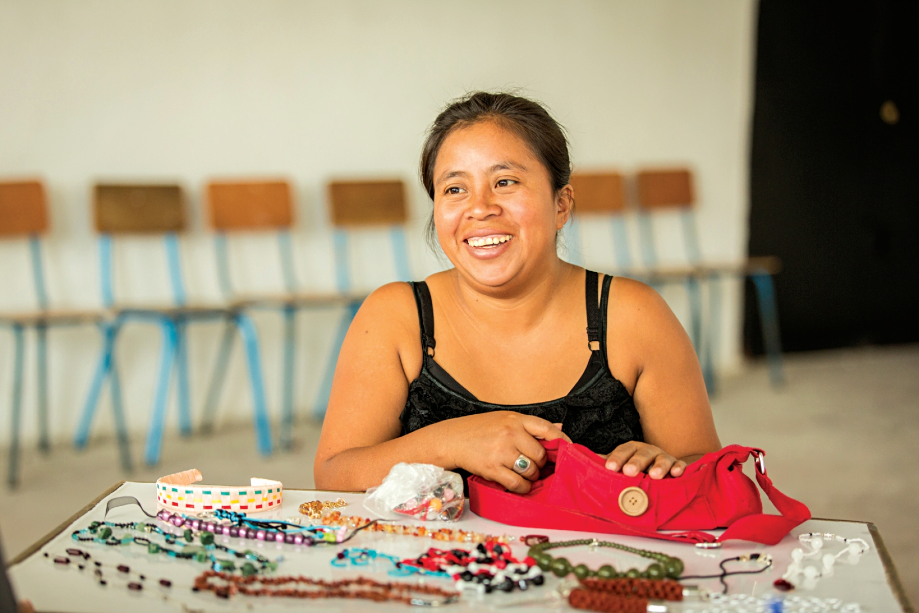 inpage-CARE-jewelry-guatemala