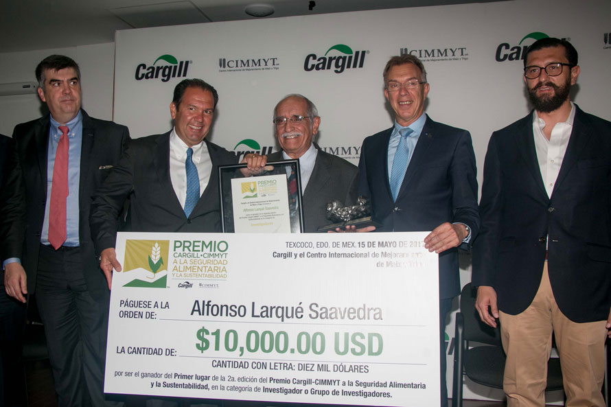 Cargill CIMMYT 2017 award Dr. Alfonso Larque Saavedra