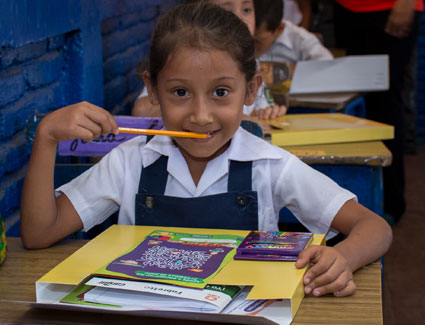 inpage-central-america-girl-with-pencil inpage-central-america-girl-with-pencil