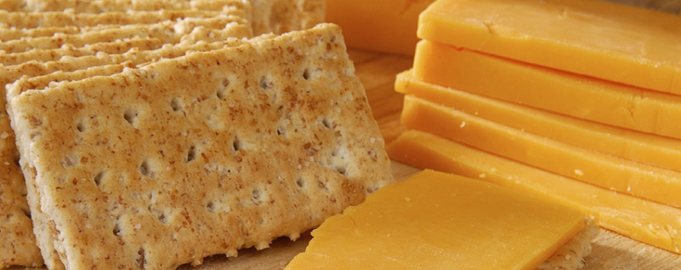 Crackers Cheese Hero
