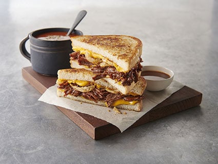 Beef barbacoa bbq style grilled cheese Beef barbacoa bbq style grilled cheese