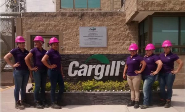 El Salto plant first women employees image