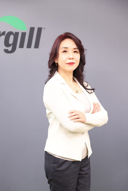 Lily Guan portrait image Lily Guan portrait image