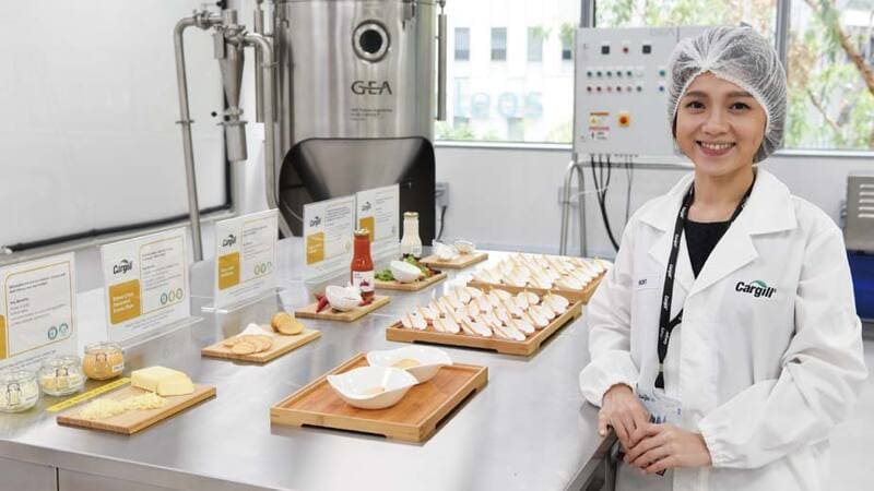 a woman working in Cargill food lab