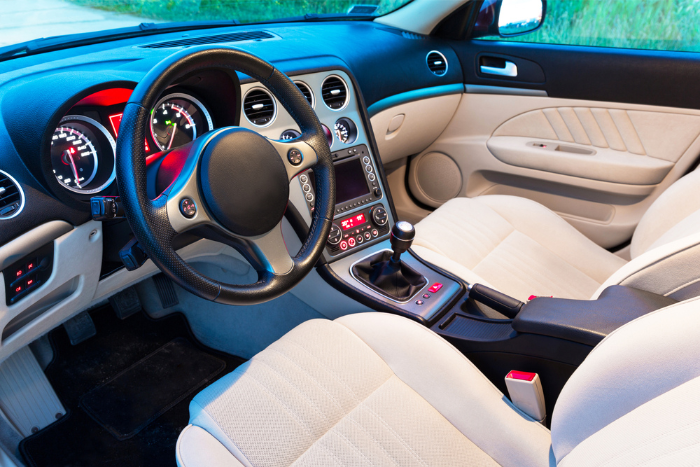 Car steering wheel and front seats