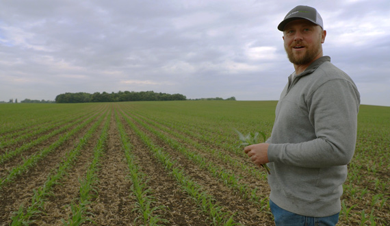 Regen Connect farmer on field image