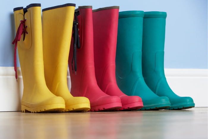 rubber rain boots_plasticization