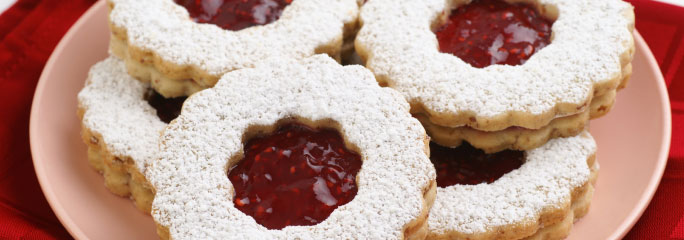 Reduced-Sugar Linzer Cookie