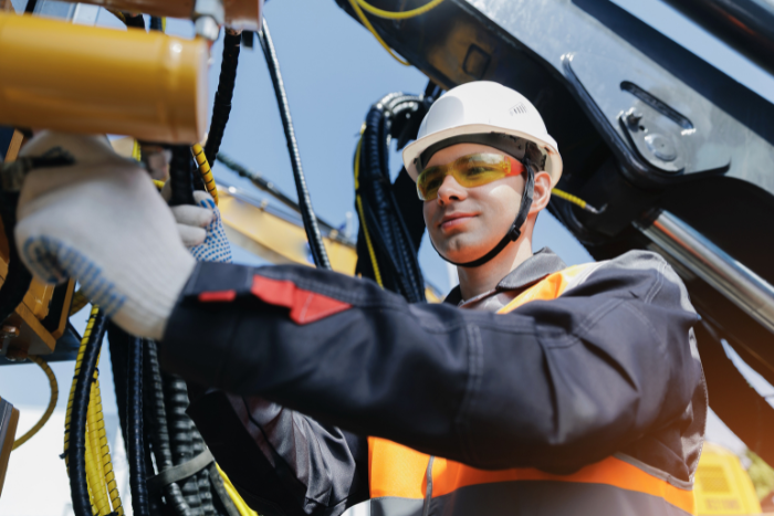 hydraulic system operator  